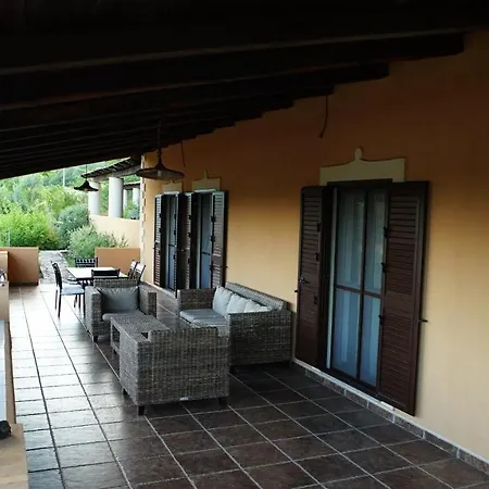 Mimi Aparthotel *