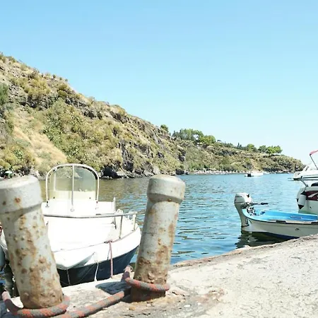 Mimi Vulcano (Isola)
